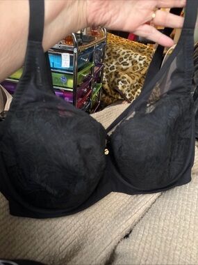 Understance Black Lace Full Support  Underwire Bra Size 36J.  New!